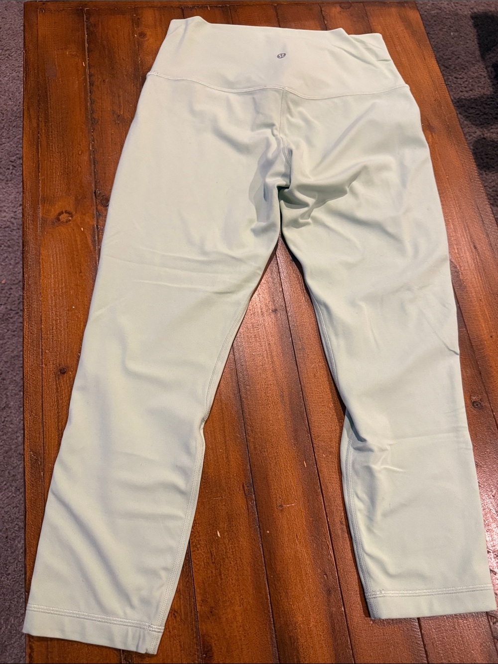 lululemon athletica women's Mint Green Cropped Leggings